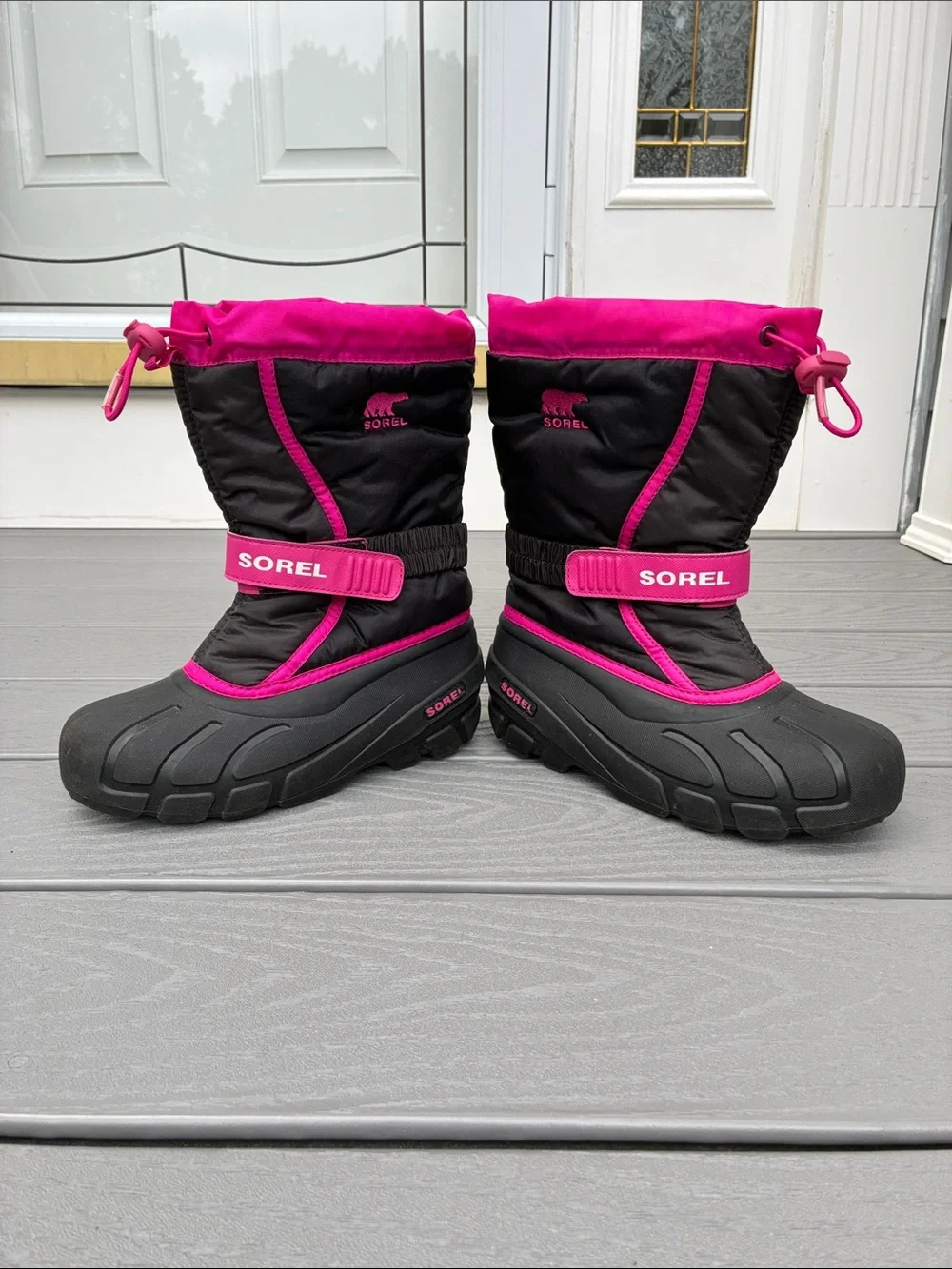 SOREL Kids' Flurry Waterproof Snow Boot Black & Hot Pink Size 3